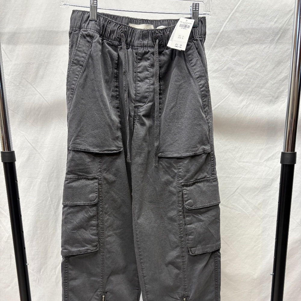 Ambercrombie & Fitch Cargo Pants